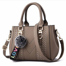 Load image into Gallery viewer, Embroidery Messenger Bags Women Leather Handbags 