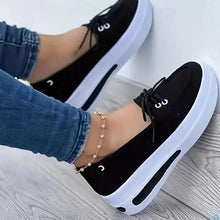 Load image into Gallery viewer,  Casual Lace up Sneakers